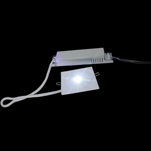 Światło awaryjne z akumulatorem IP20 z zasilaniem akumulatorem 3W SMD białe LED