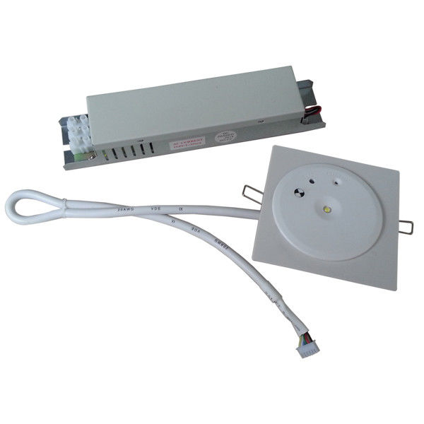 Światło awaryjne LED komercyjne bez konserwacji z akumulatorem 220V 240V 3 lata gwarancji