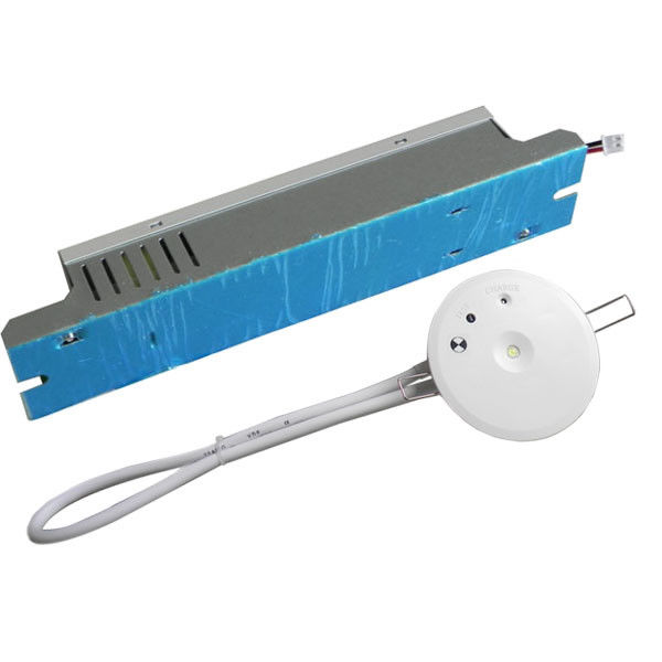 220V Awaryjne oświetlenie wpuszczane komercyjne z zasilaniem awaryjnym i baterią 1W SMD IP42